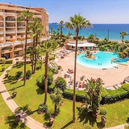 Bord De 4 Pers / 2 Piscines * Cannes