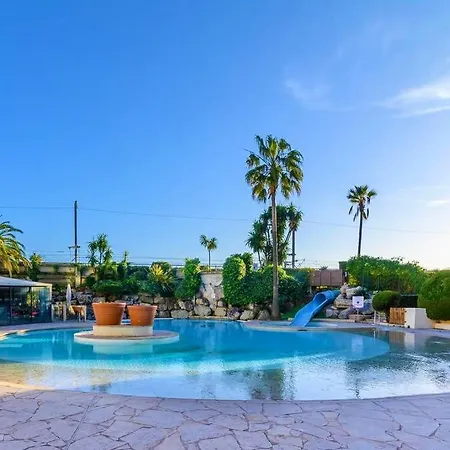 Апартаменты Bord De 4 Pers / 2 Piscines