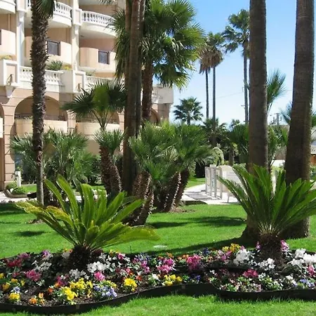 Апартаменты Bord De 4 Pers / 2 Piscines