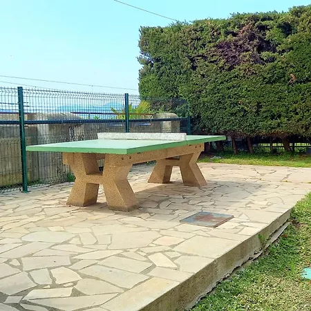 Bord De 4 Pers / 2 Piscines Канны